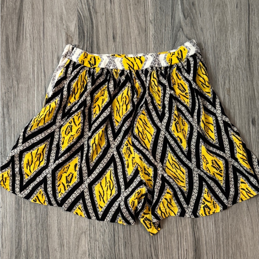 Topshop Yellow and Black Patterned Skater Skirt